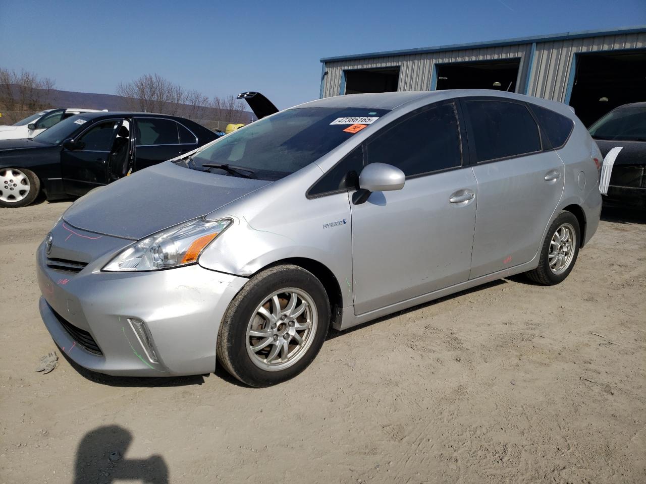 TOYOTA PRIUS V 2012