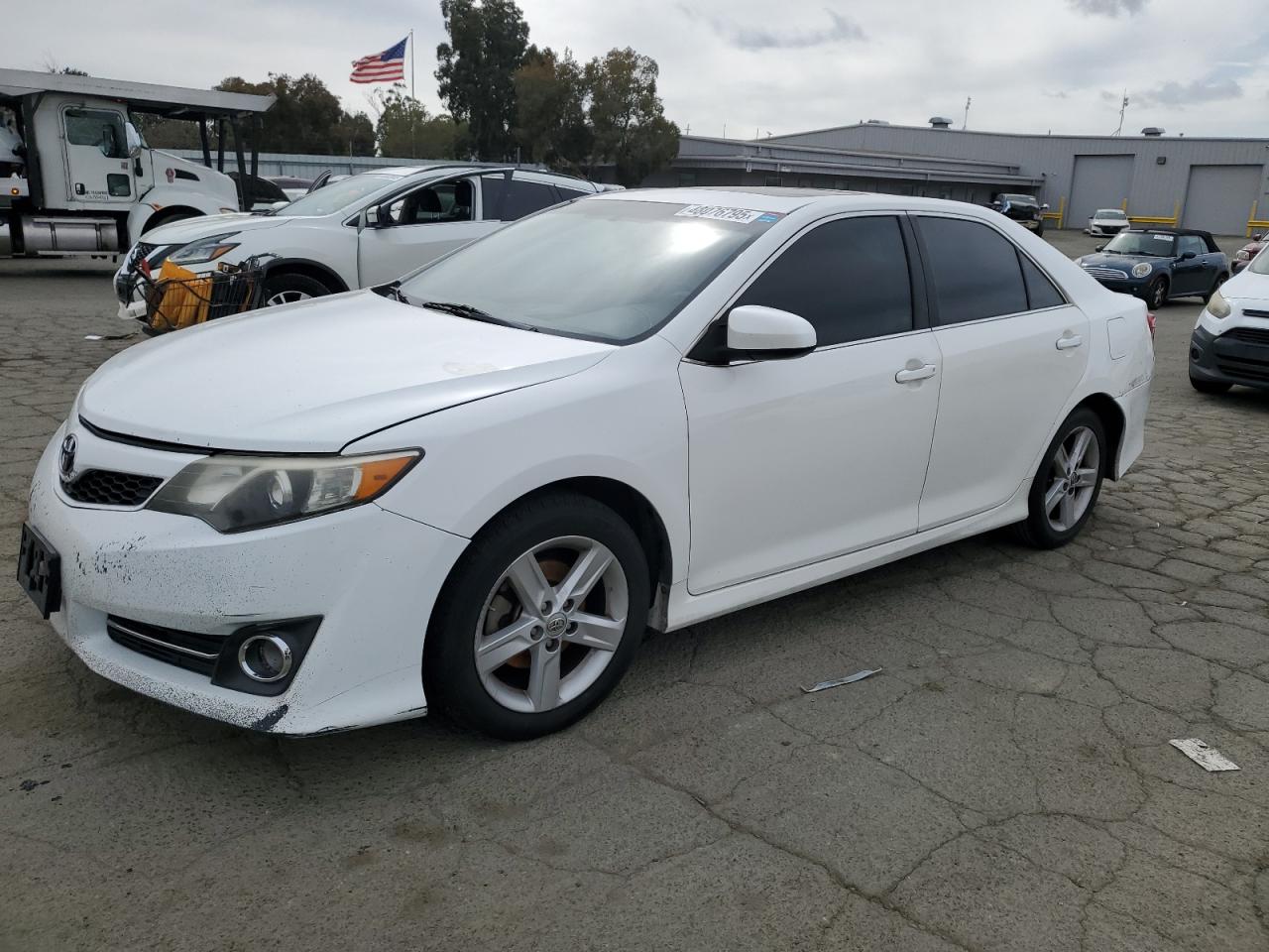 TOYOTA CAMRY L 2014