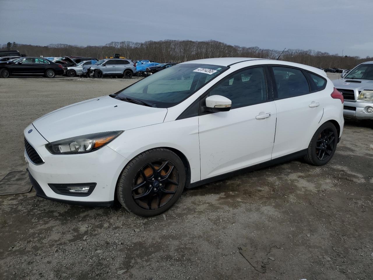 FORD FOCUS SE 2016