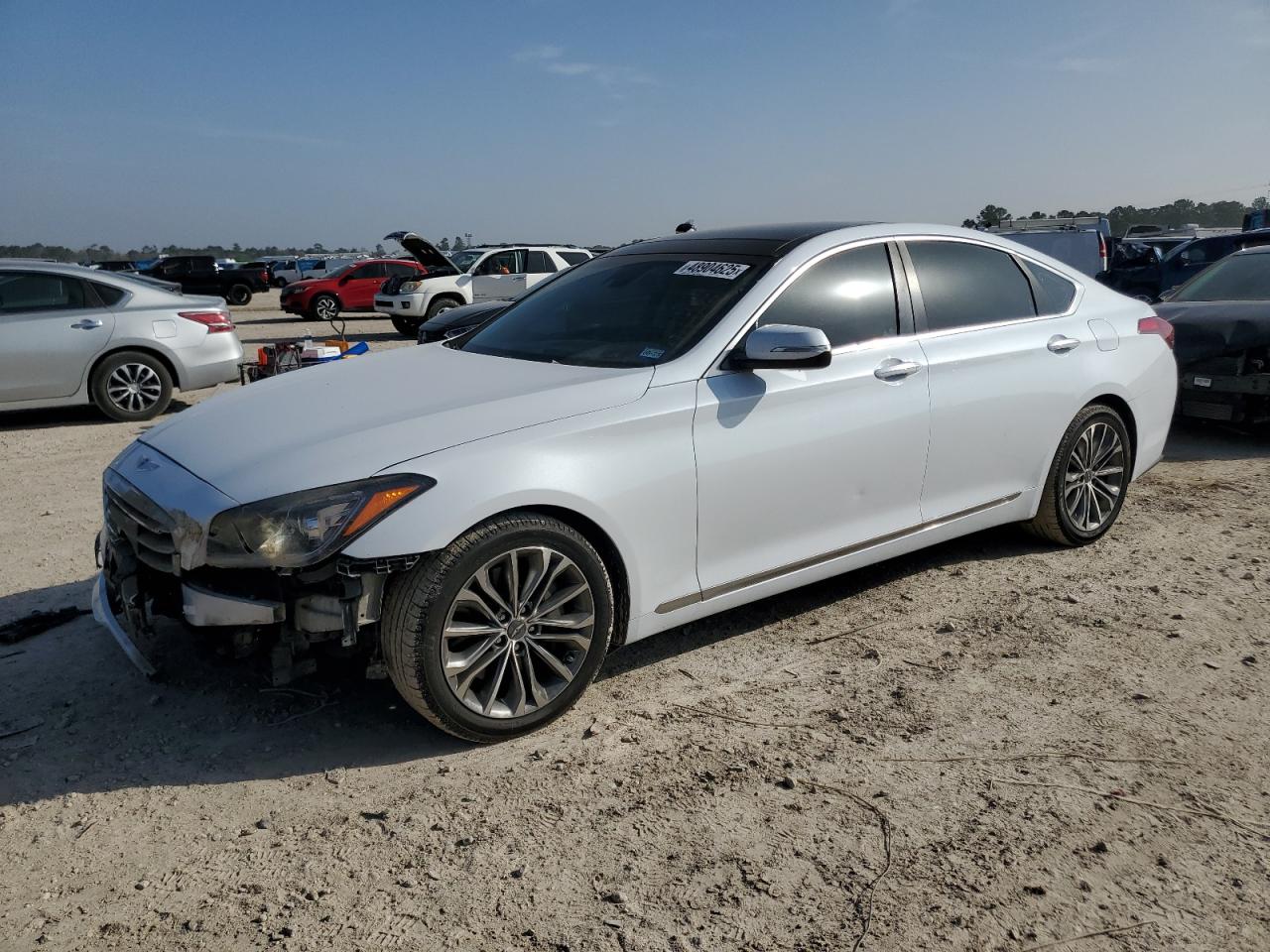 HYUNDAI GENESIS 3. 2015