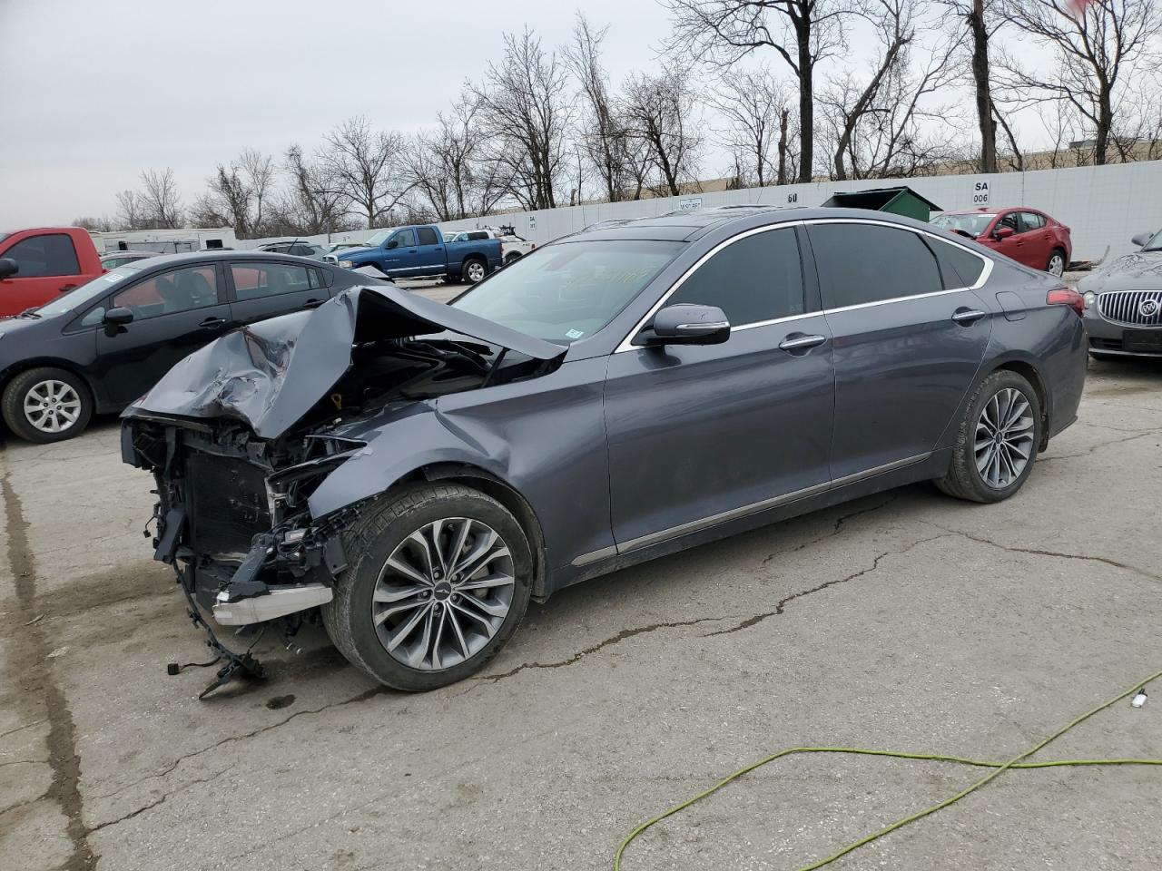 HYUNDAI GENESIS 3. 2015