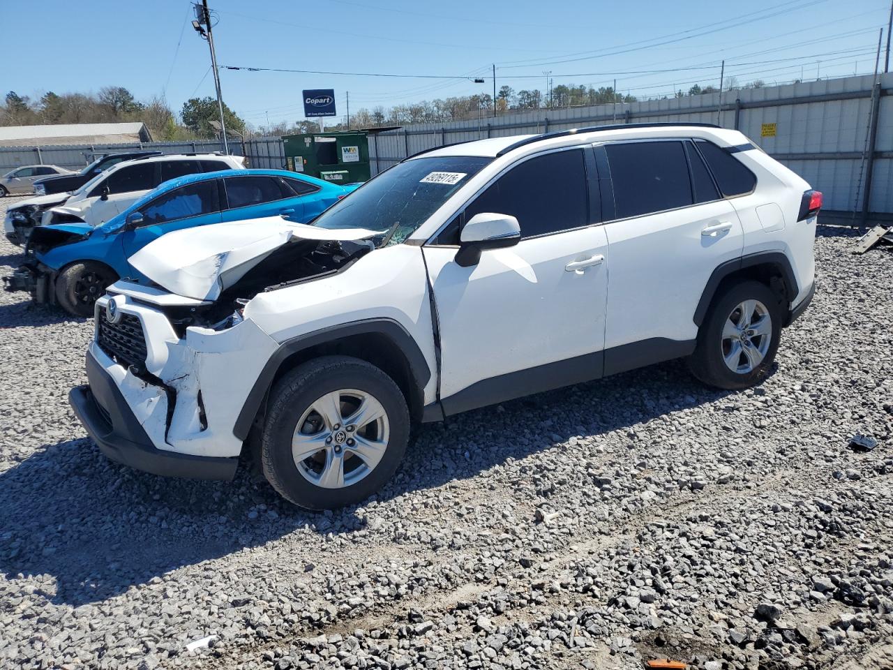 TOYOTA RAV4 XLE 2021