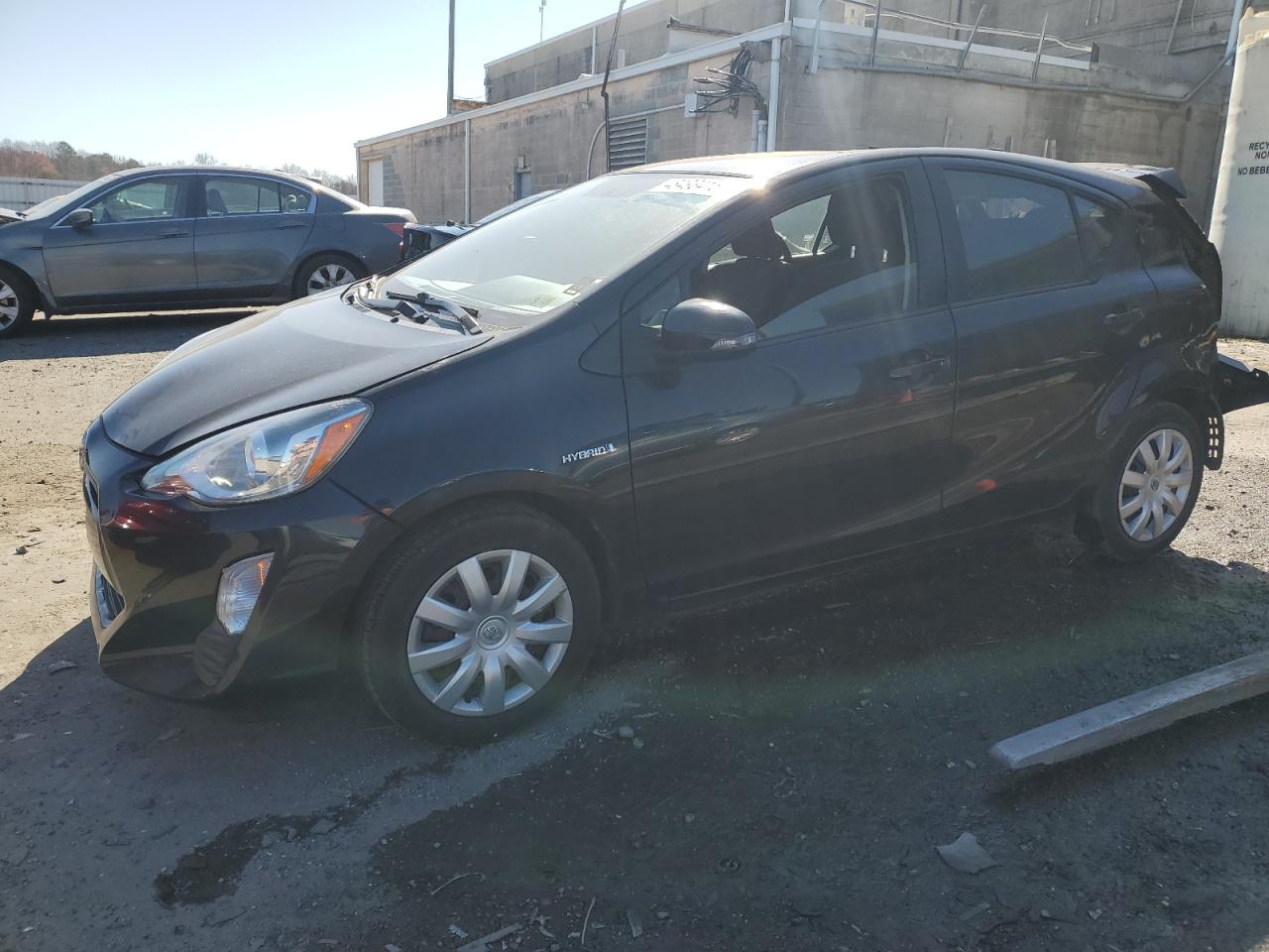 TOYOTA PRIUS C 2016