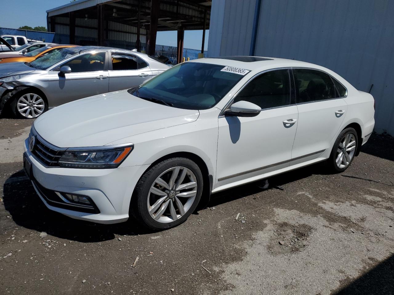 VOLKSWAGEN PASSAT SE 2017