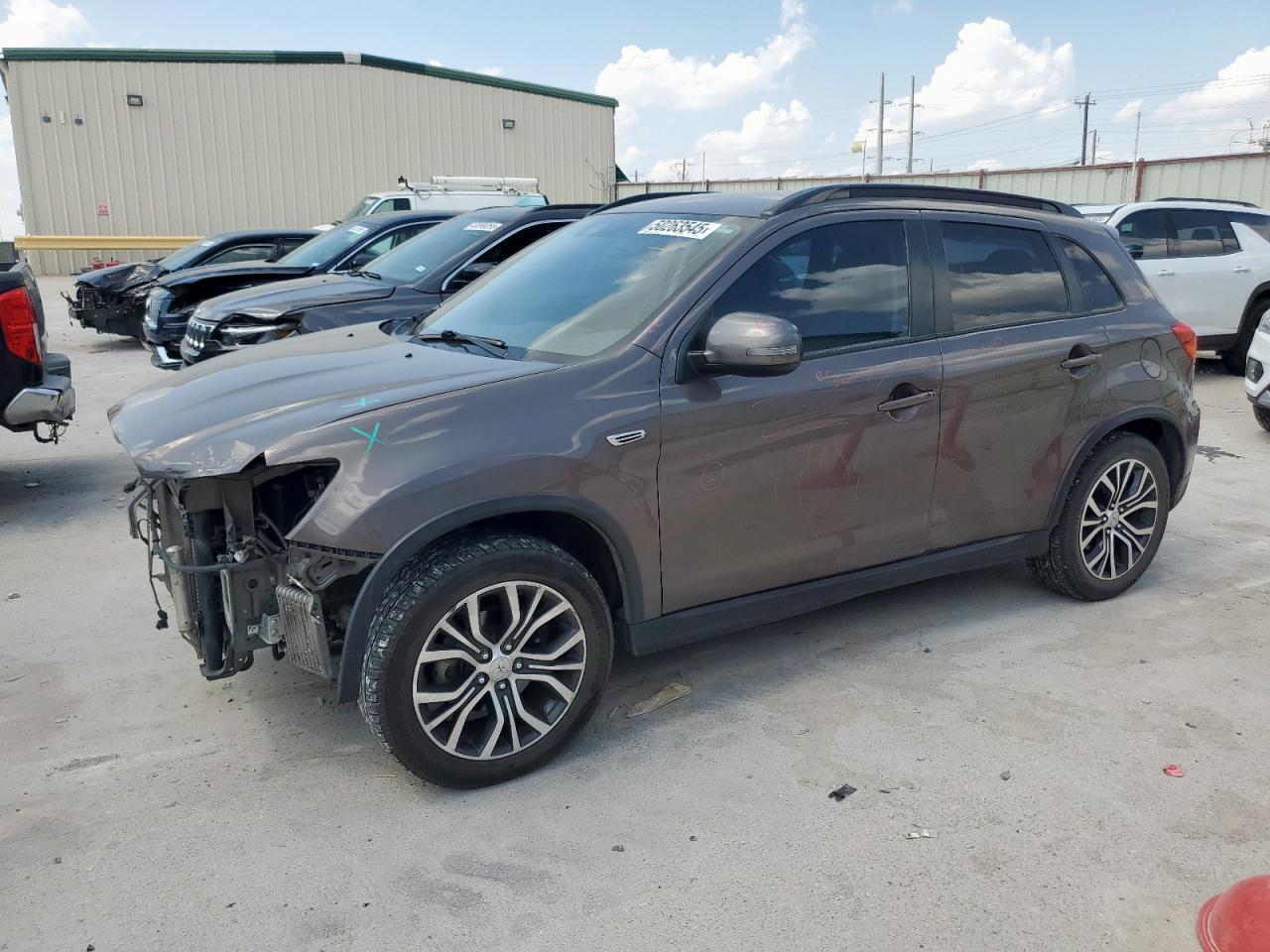 MITSUBISHI OUTLANDER 2019