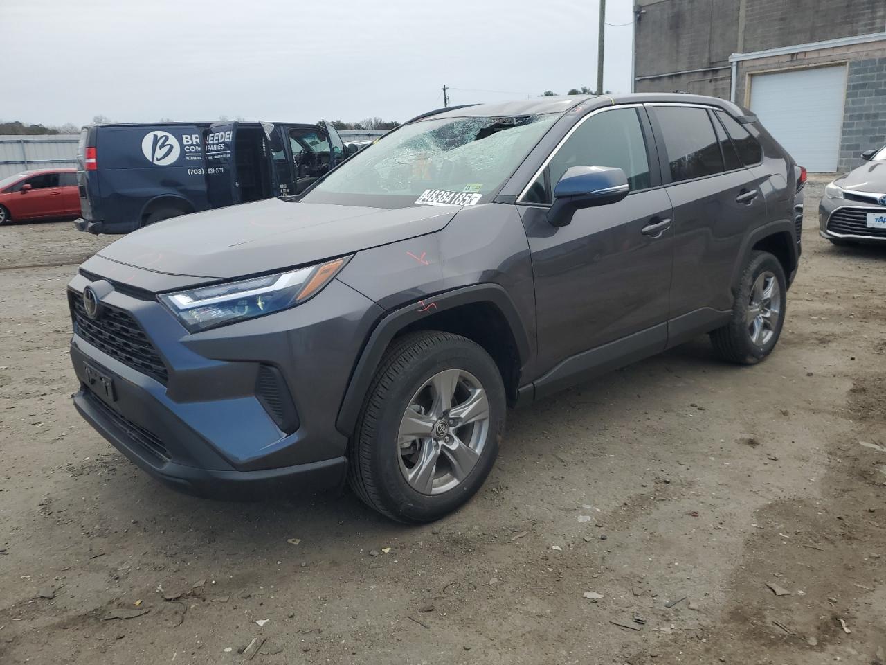 TOYOTA RAV4 XLE 2024
