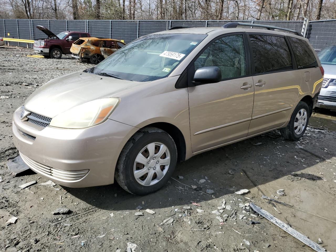TOYOTA SIENNA CE 2005