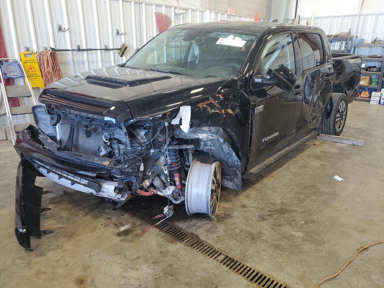 TOYOTA TUNDRA CRE 2021