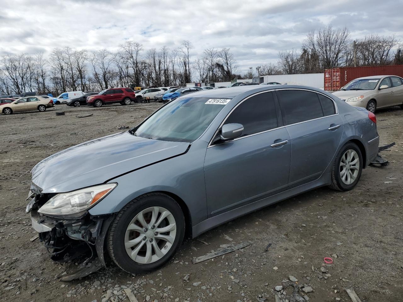 HYUNDAI GENESIS 3. 2013