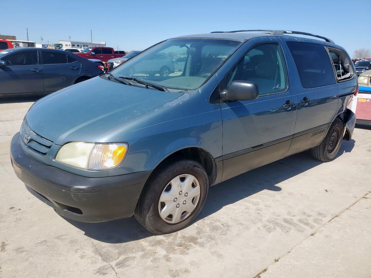 TOYOTA SIENNA CE 2001