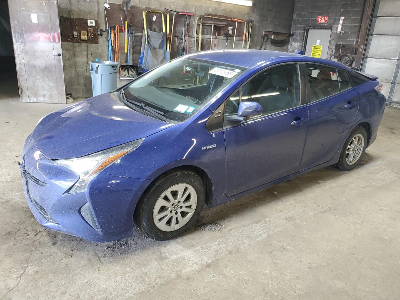 TOYOTA PRIUS 2016