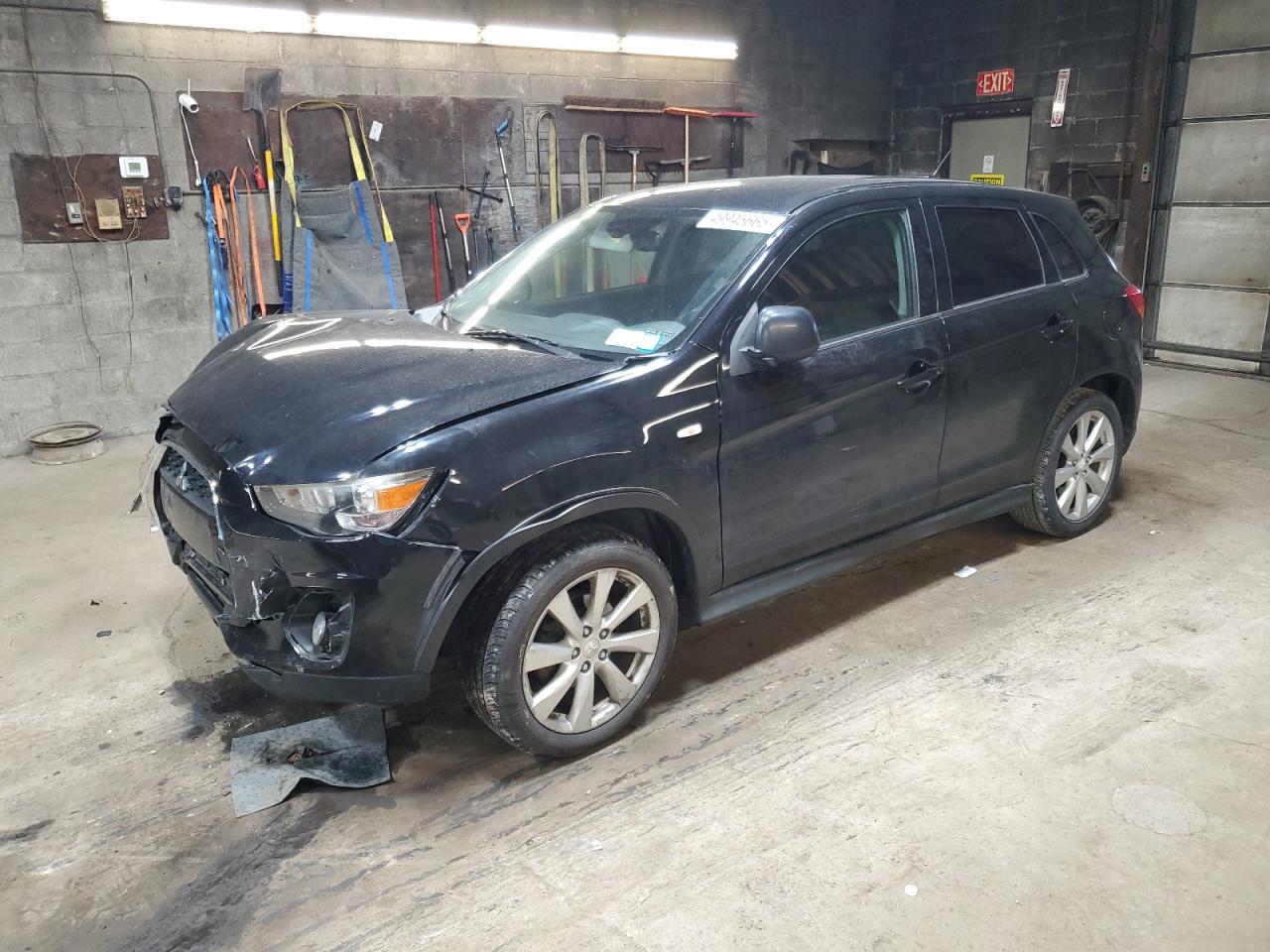 MITSUBISHI OUTLANDER 2014