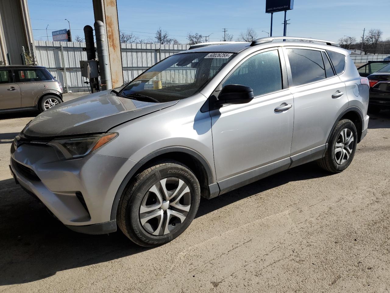 TOYOTA RAV4 LE 2017