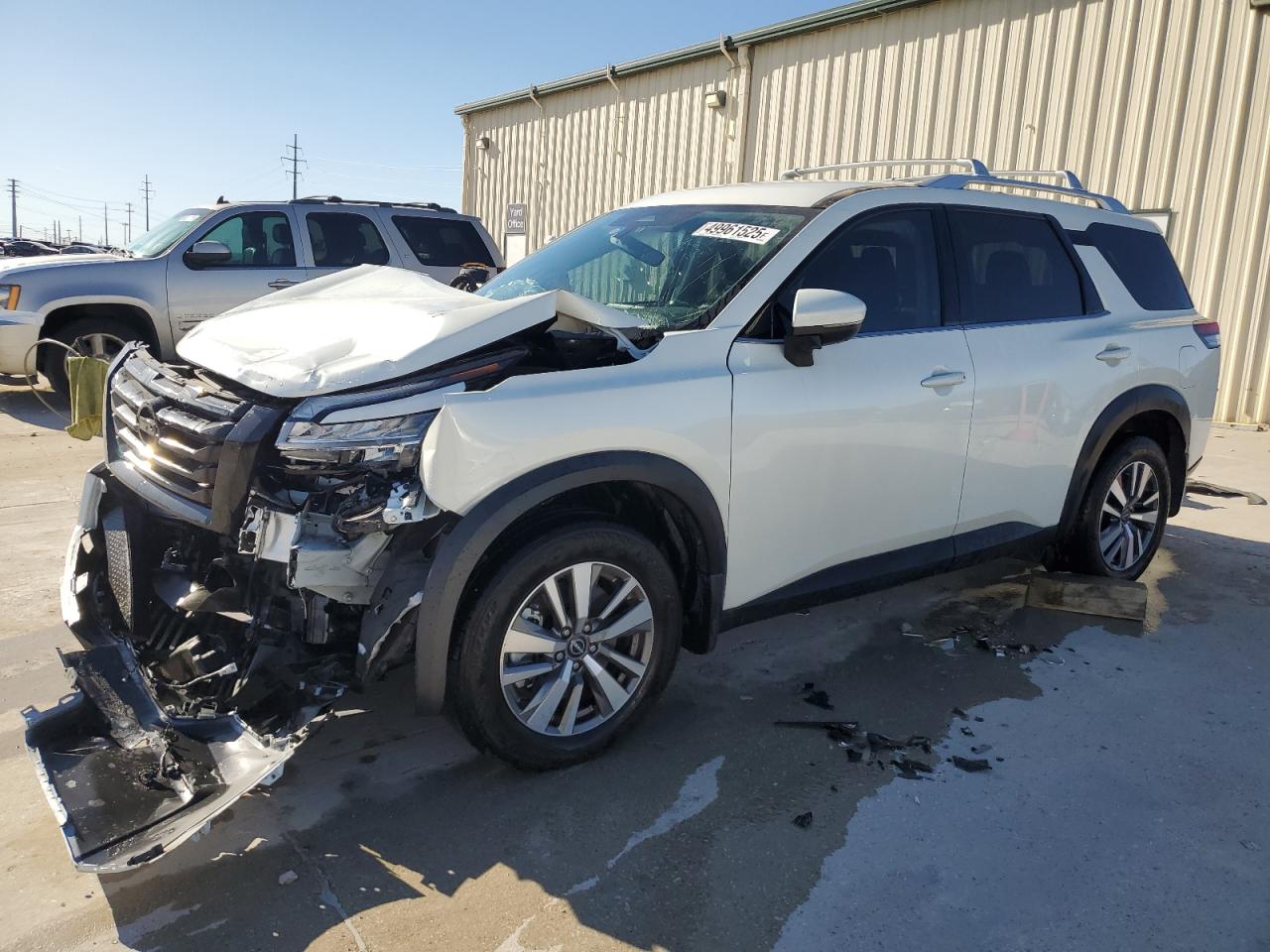 NISSAN PATHFINDER 2023