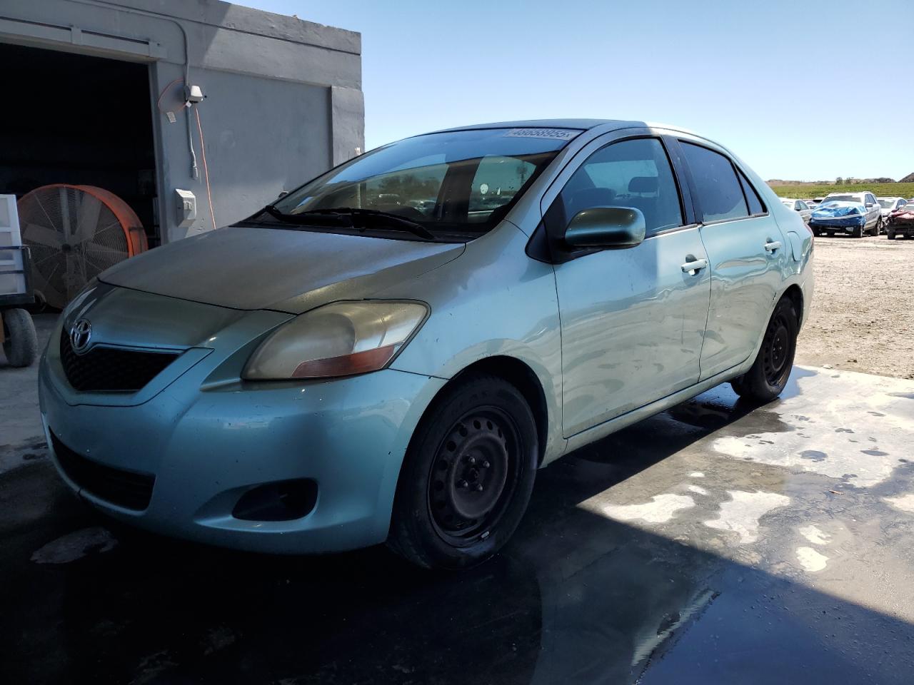 TOYOTA YARIS 2010