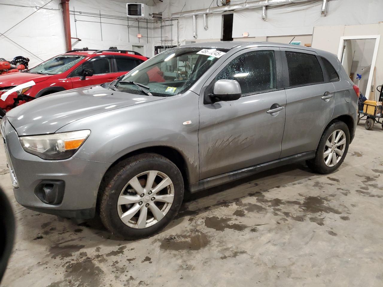 MITSUBISHI OUTLANDER 2014