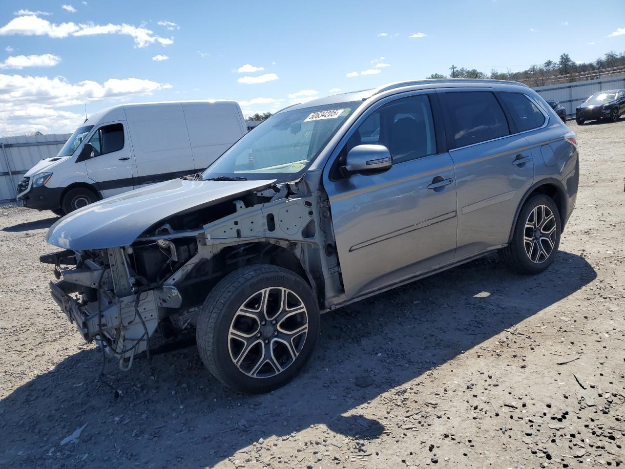 MITSUBISHI OUTLANDER 2015