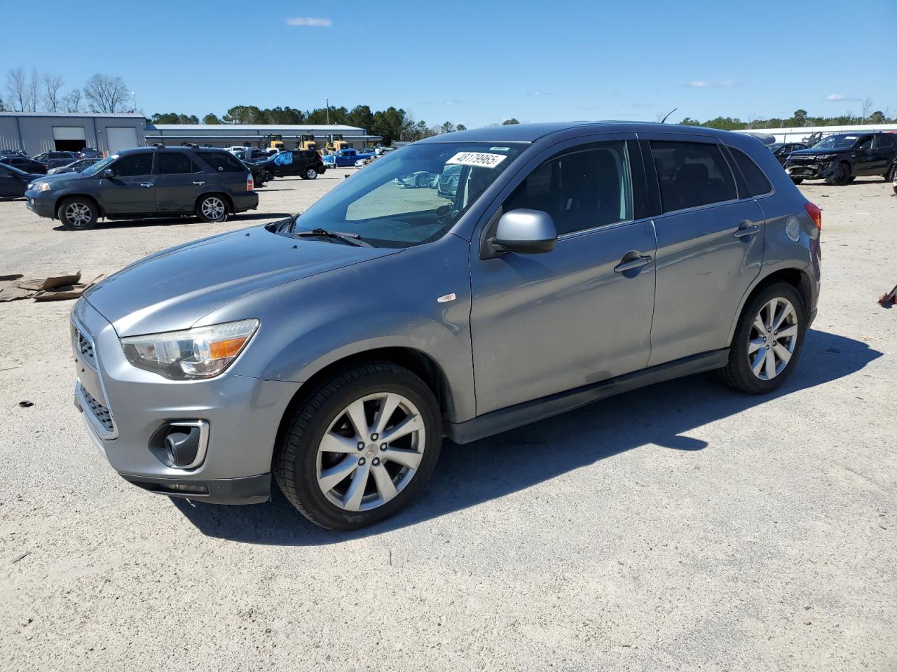 MITSUBISHI OUTLANDER 2013