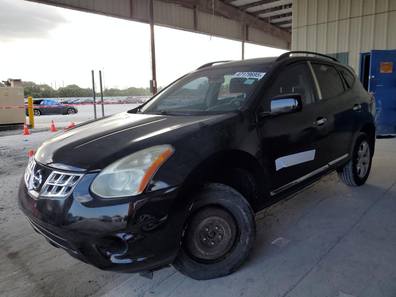NISSAN ROGUE S 2011