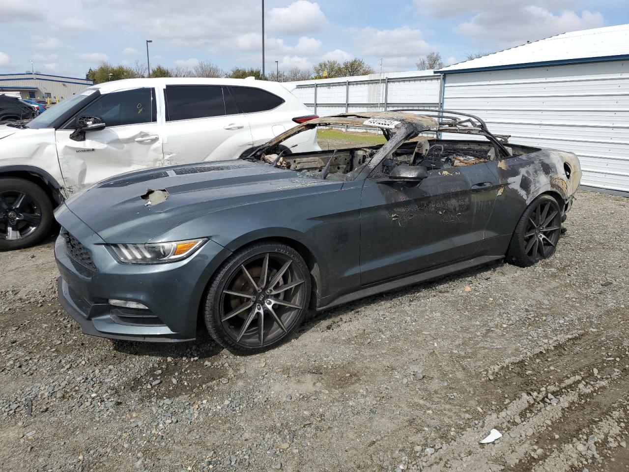 FORD MUSTANG 2016