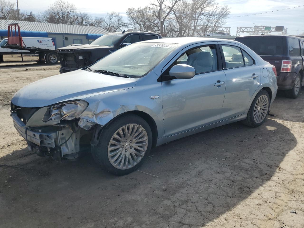 SUZUKI KIZASHI SE 2012