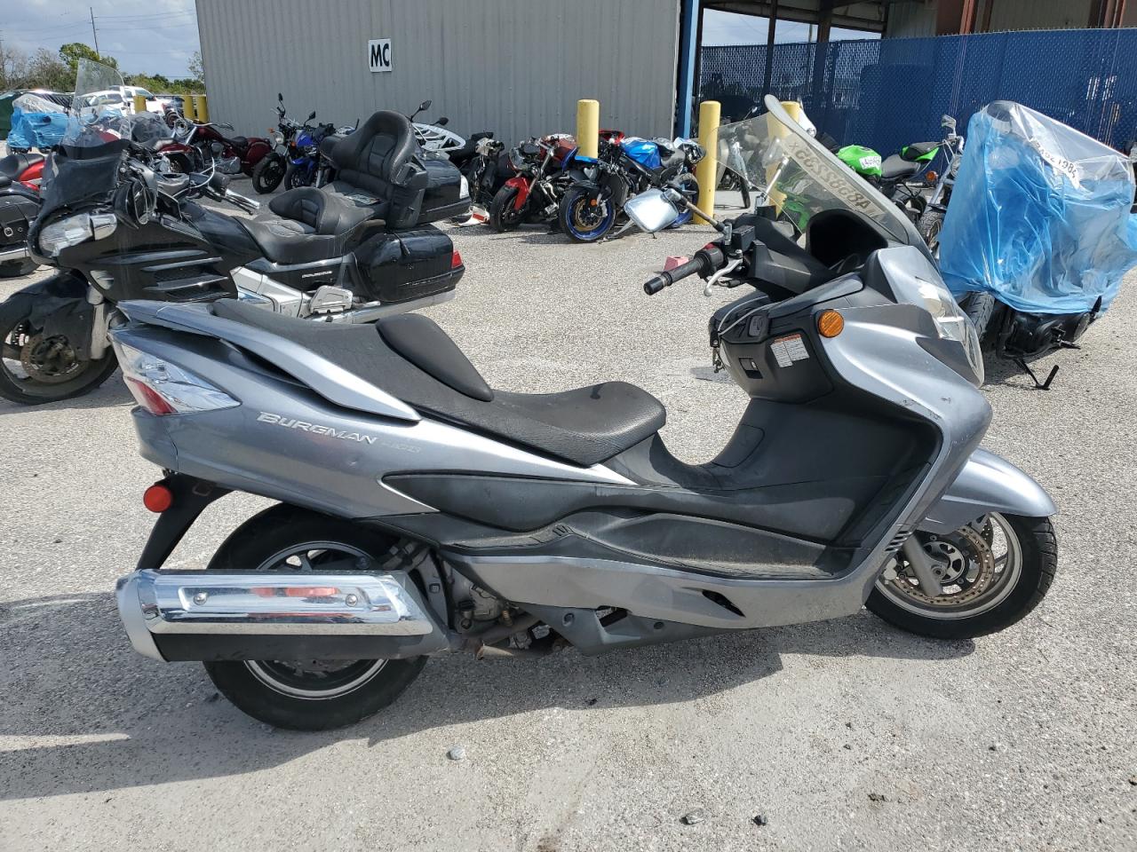 SUZUKI AN400 2007