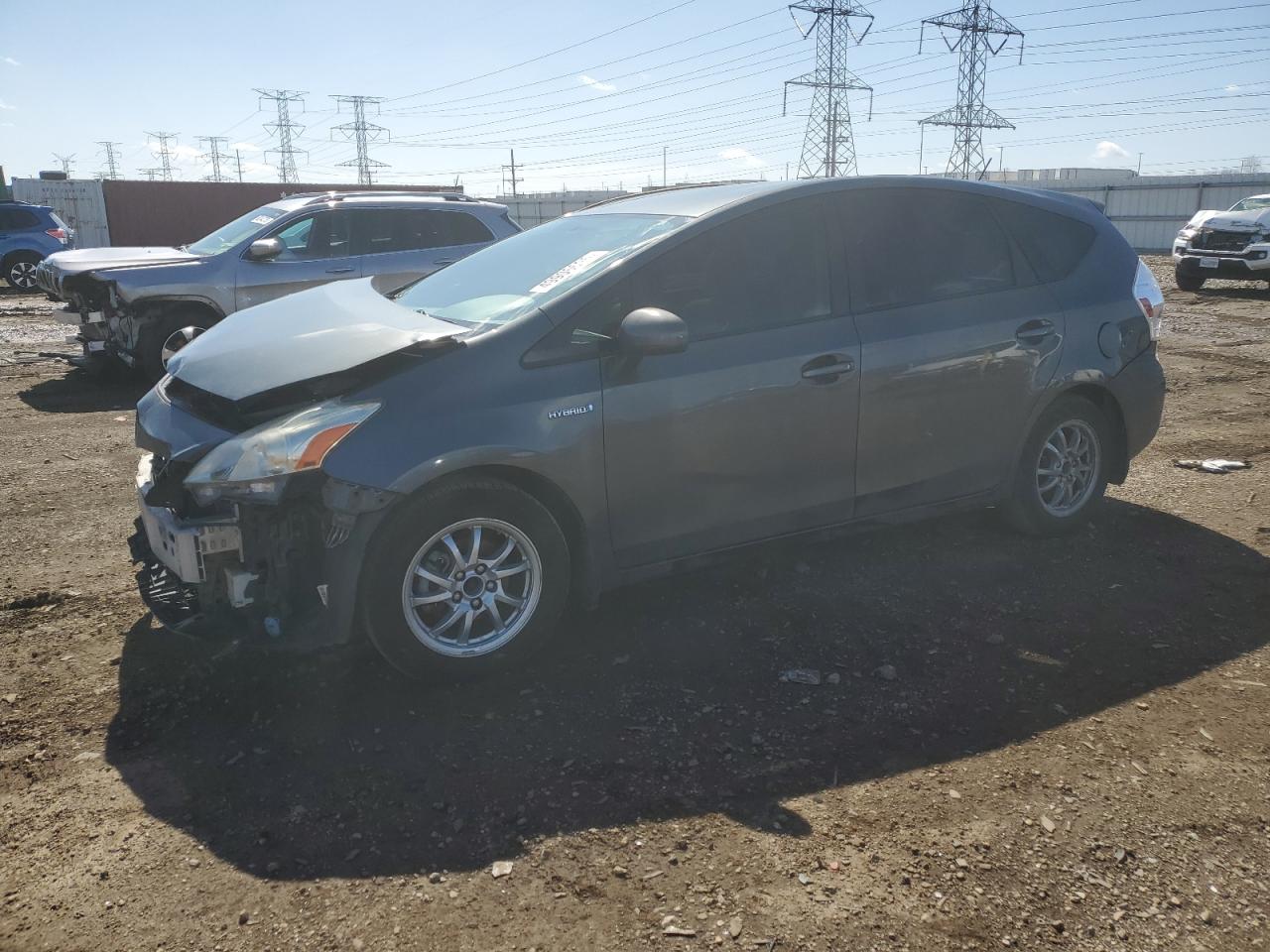 TOYOTA PRIUS V 2014