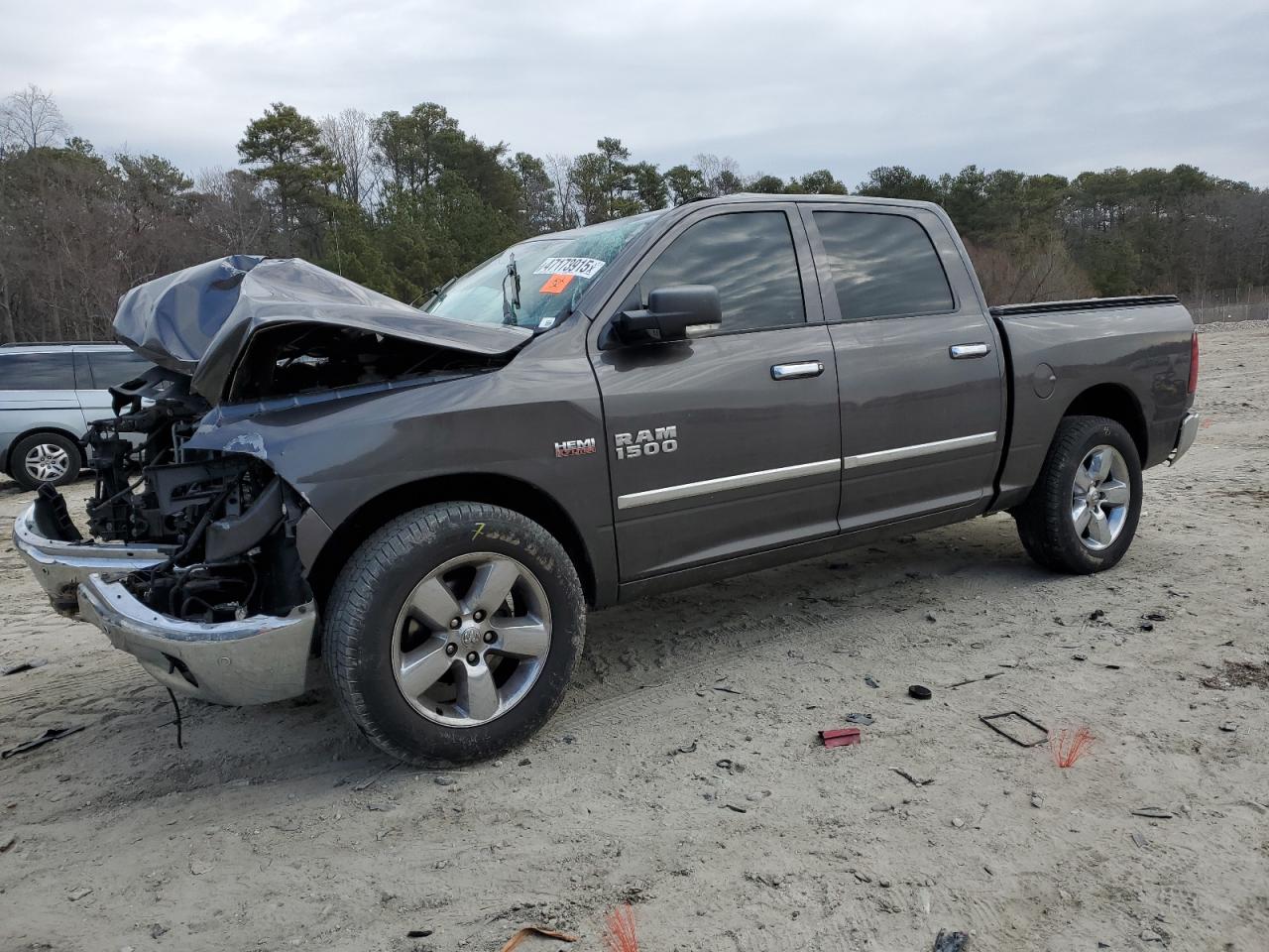RAM 1500 SLT 2016