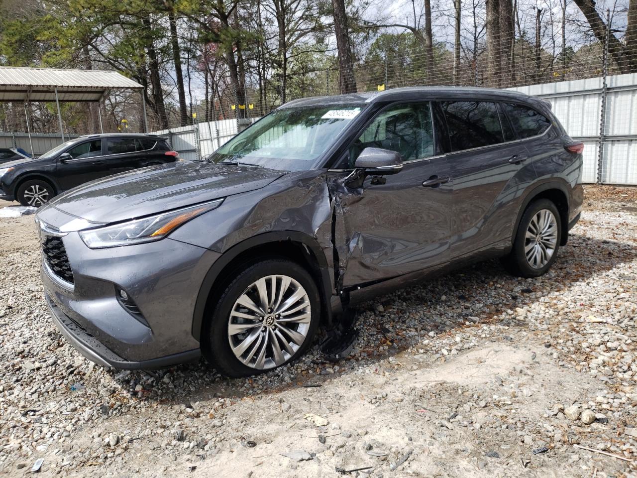 TOYOTA HIGHLANDER 2024