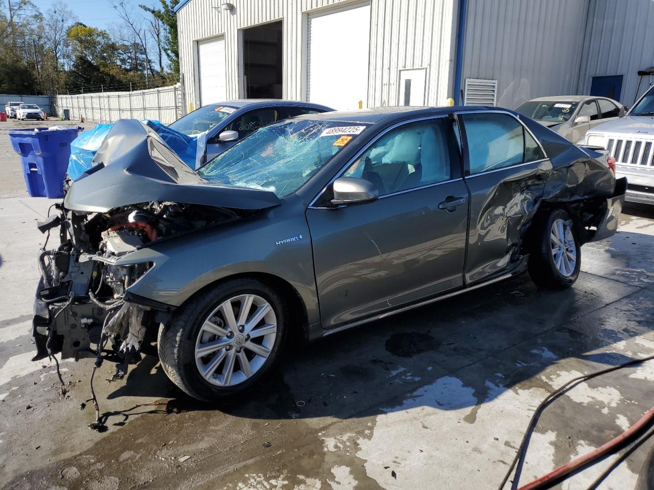 TOYOTA CAMRY HYBR 2012