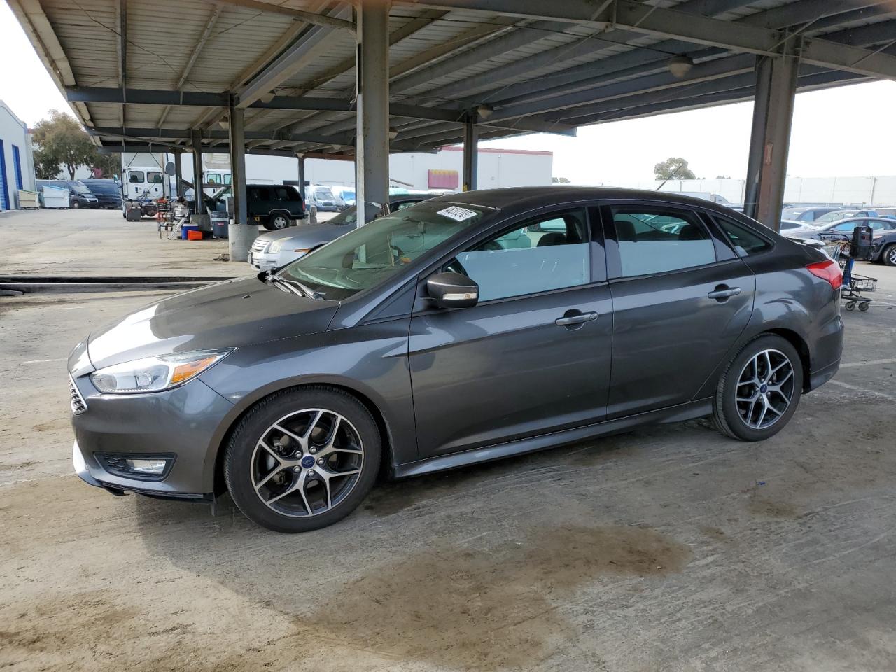FORD FOCUS SE 2016