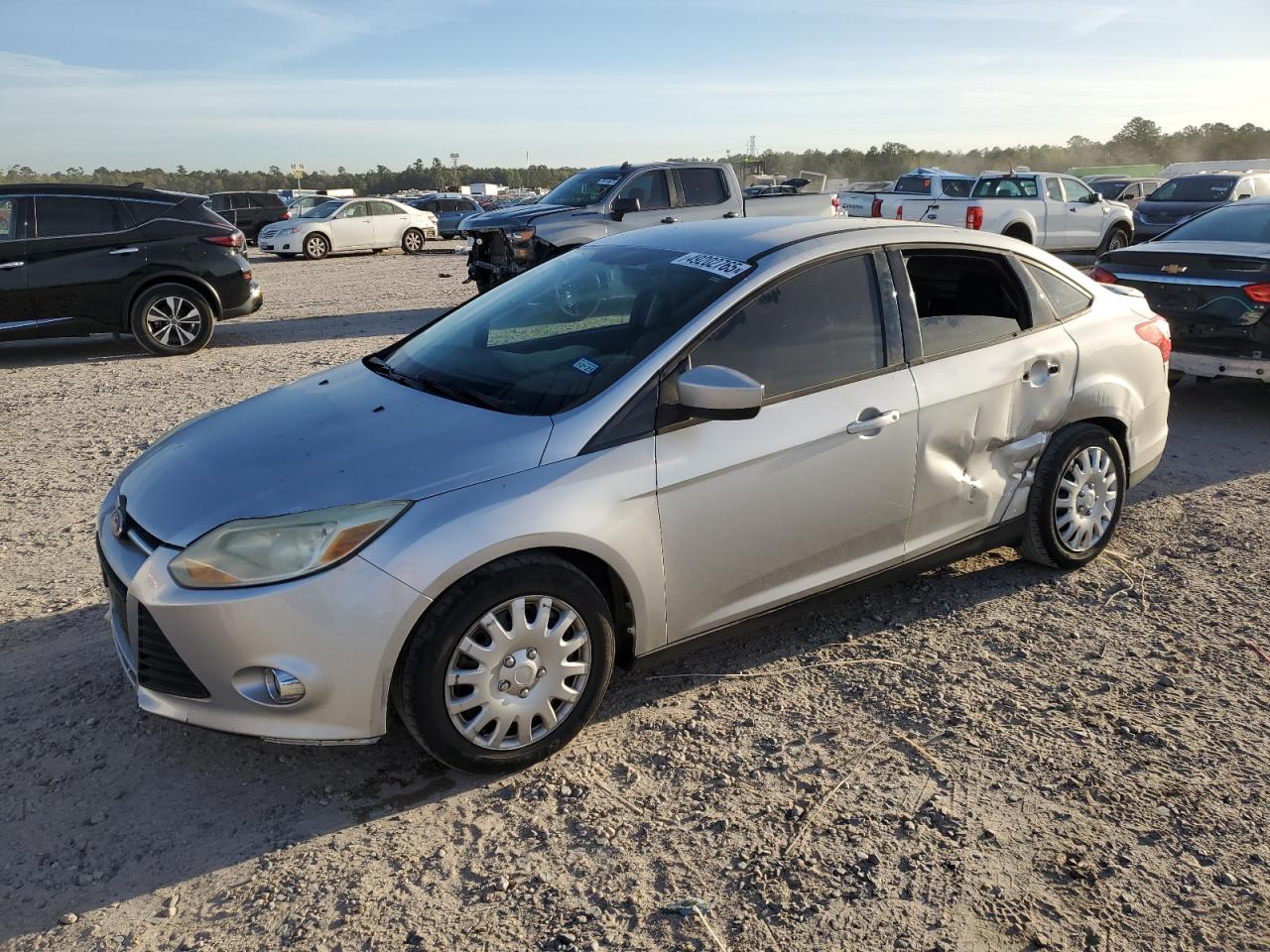 FORD FOCUS SE 2012