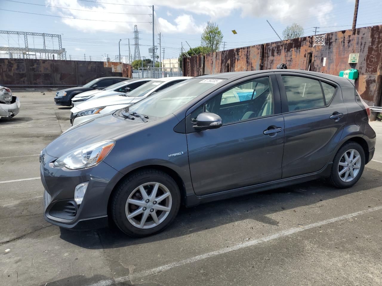 TOYOTA PRIUS C 2017