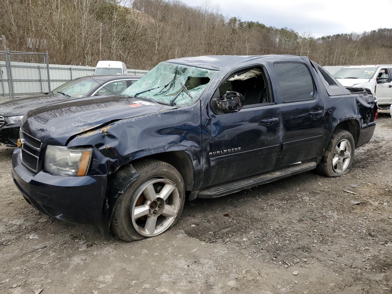 CHEVROLET AVALANCHE 2011