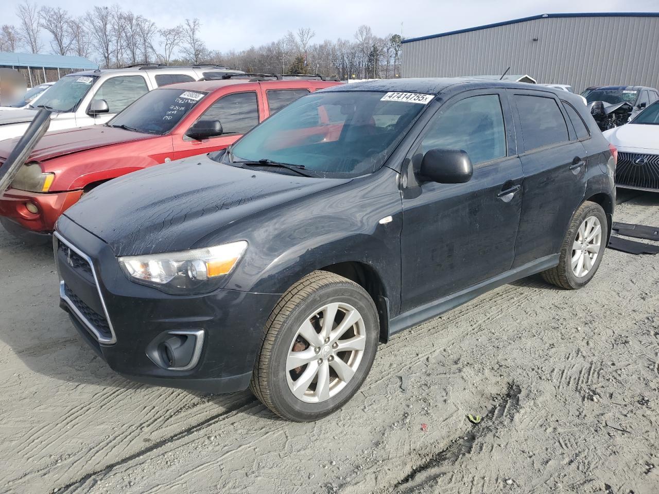 MITSUBISHI OUTLANDER 2015