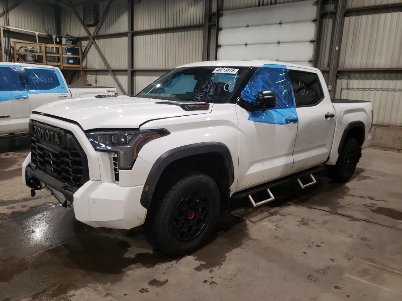 TOYOTA TUNDRA CRE 2023