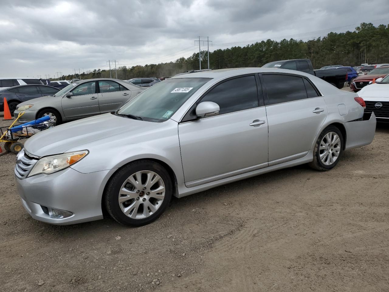 TOYOTA AVALON BAS 2011