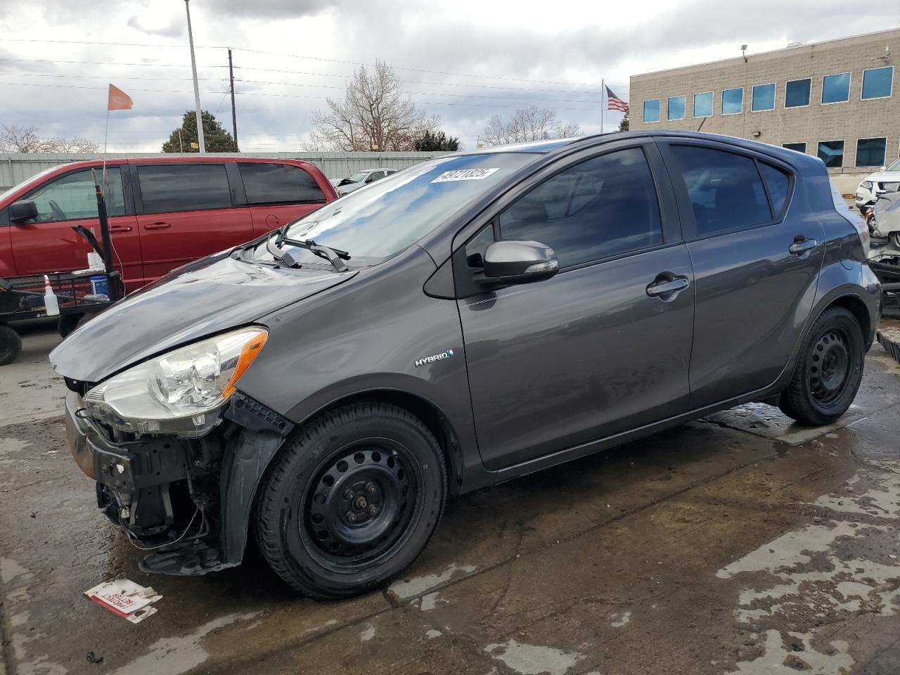 TOYOTA PRIUS C 2012
