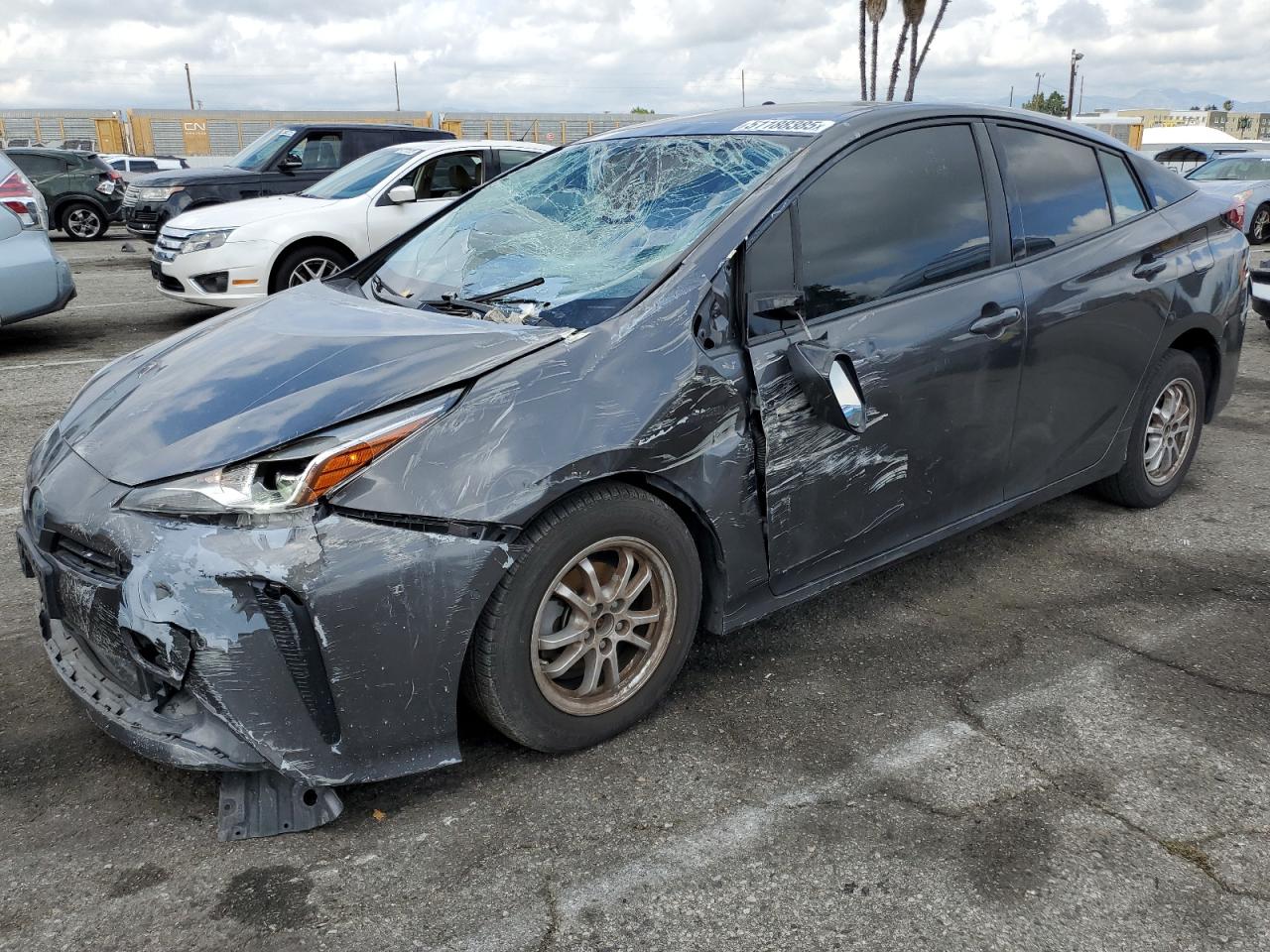 TOYOTA PRIUS 2019