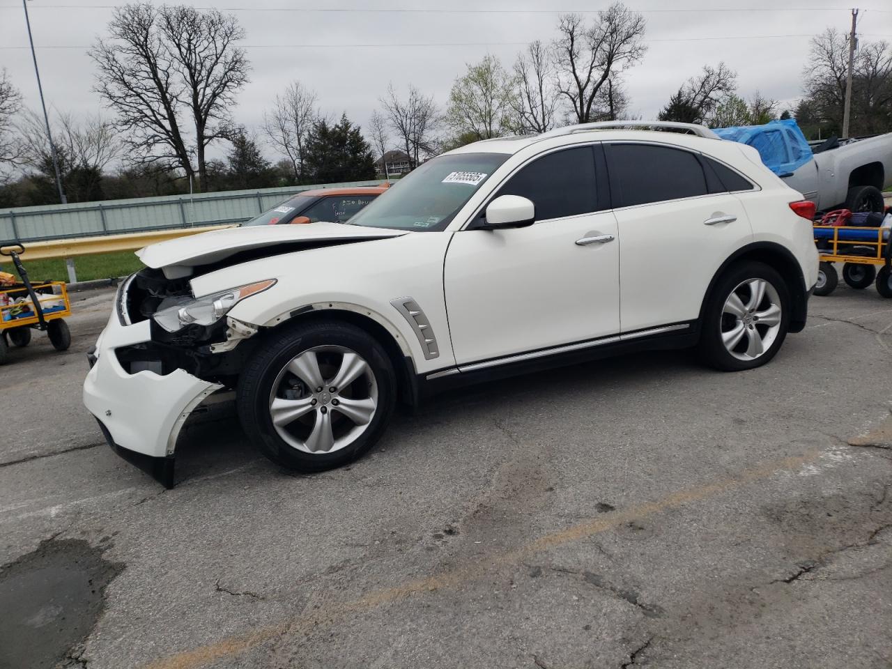 INFINITI FX35 2009