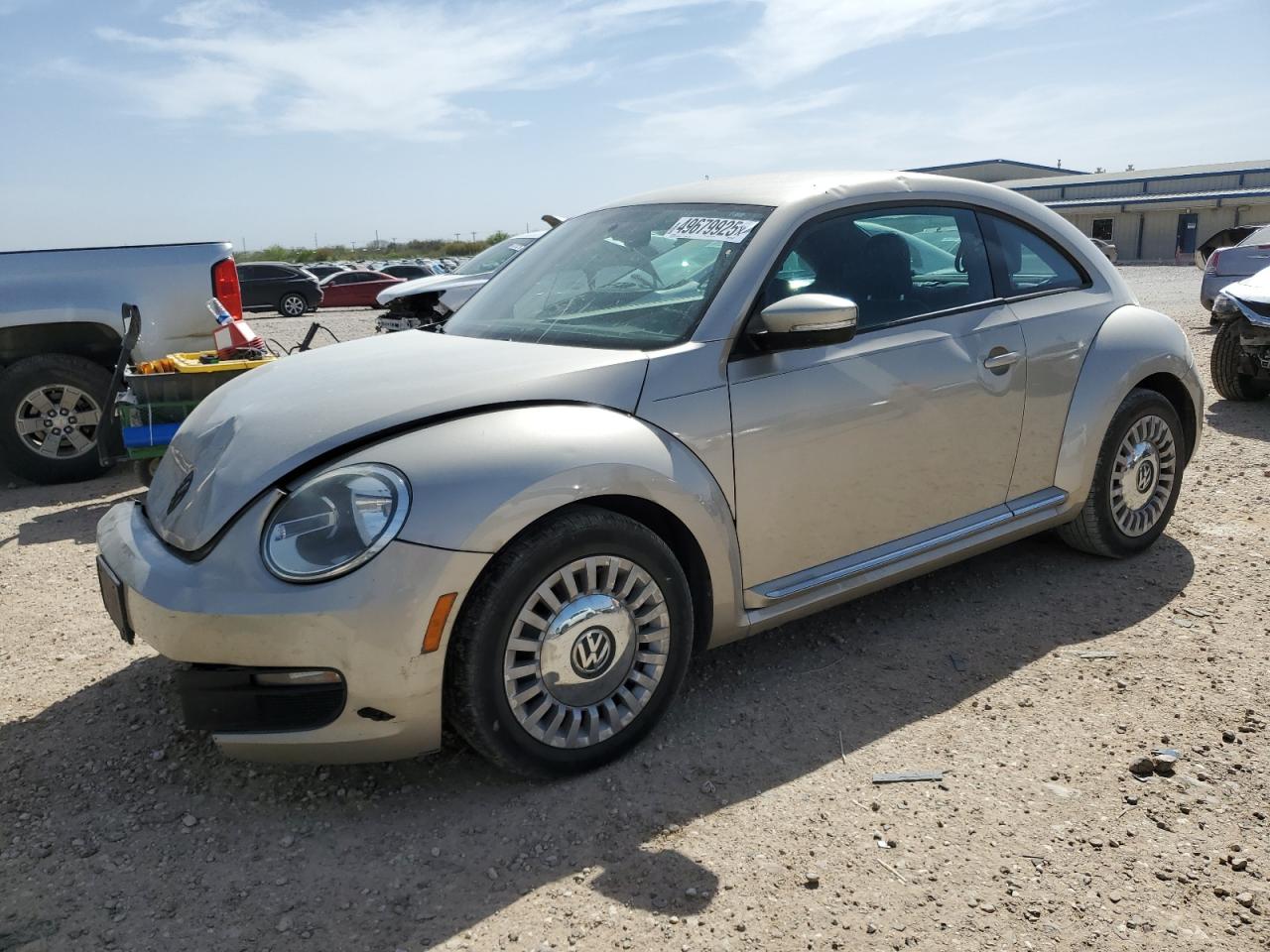 VOLKSWAGEN BEETLE 2013