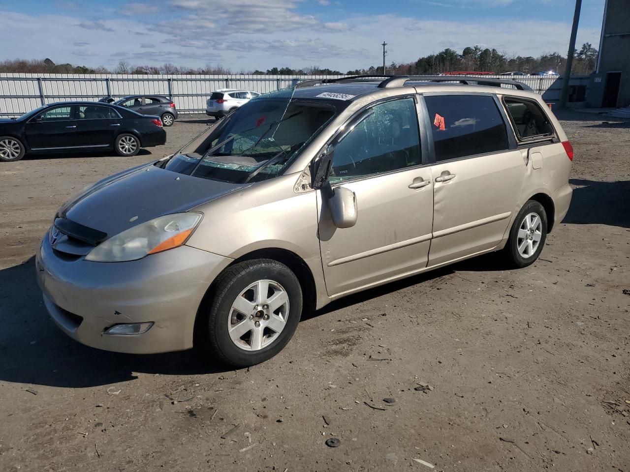 TOYOTA SIENNA XLE 2009