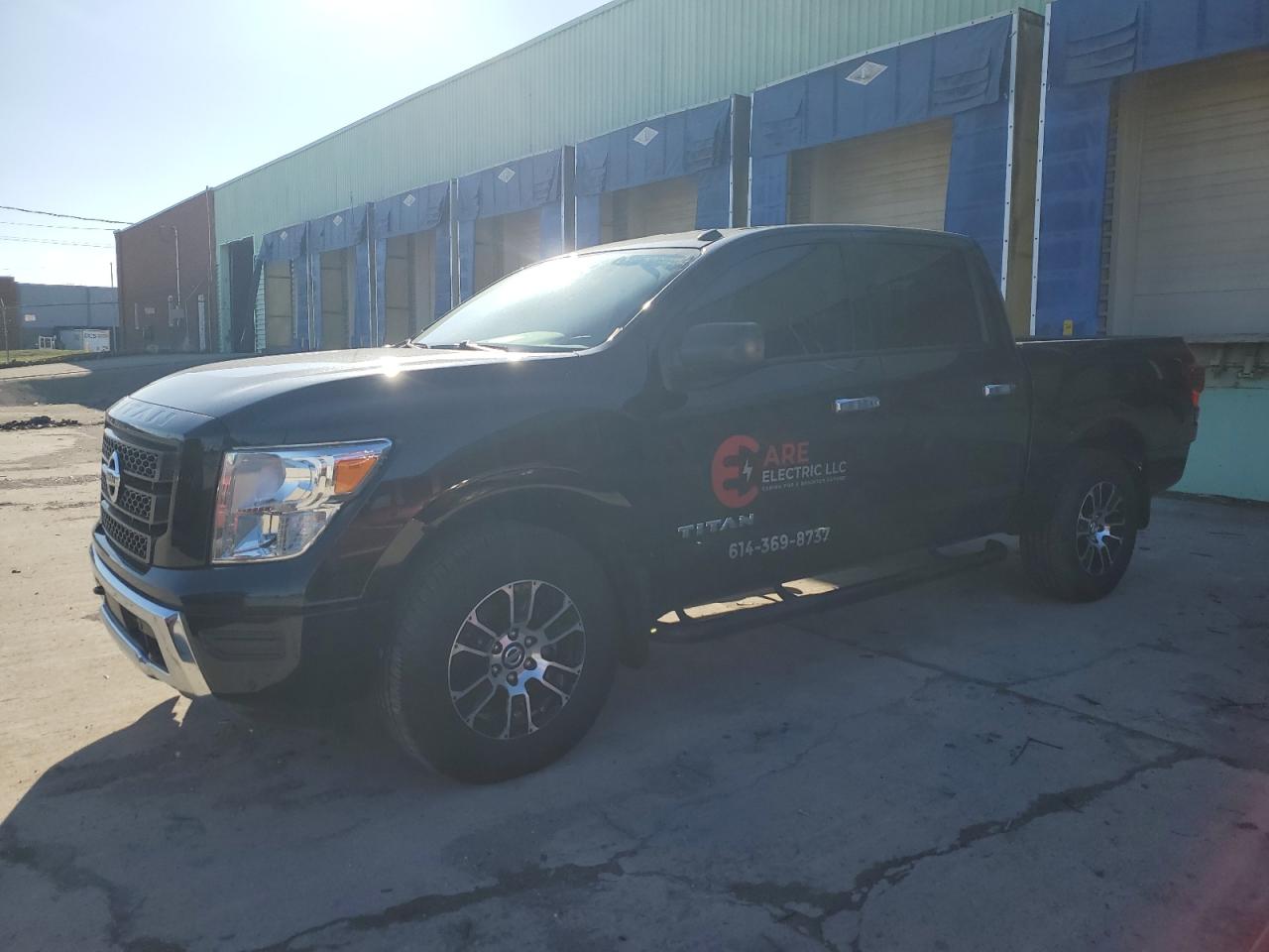 NISSAN TITAN SV 2021