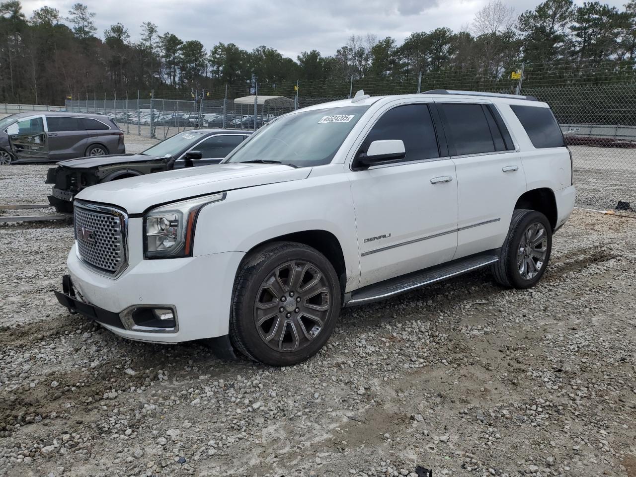 GMC YUKON DENA 2015