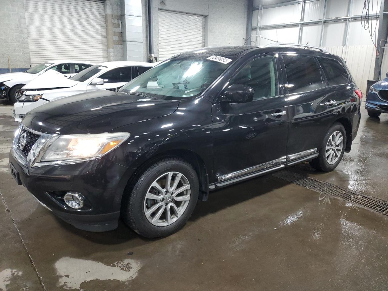 NISSAN PATHFINDER 2016