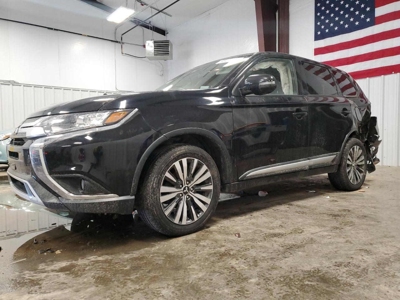 MITSUBISHI OUTLANDER 2019