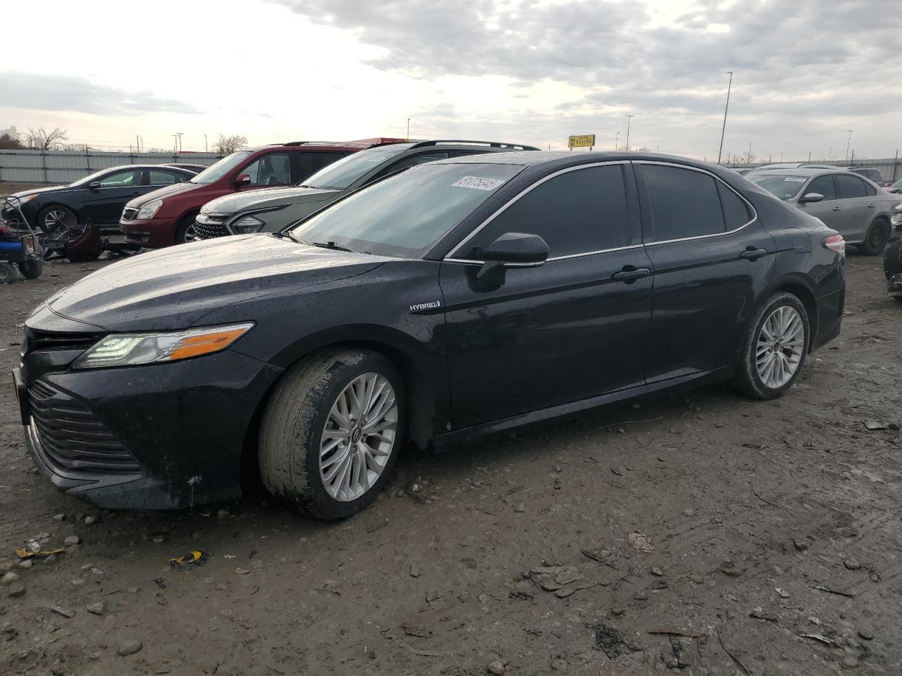 TOYOTA CAMRY HYBR 2018