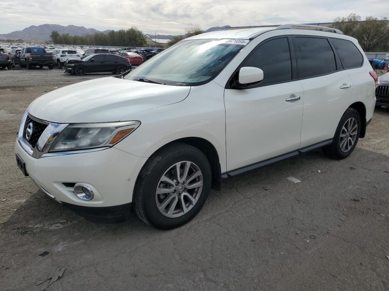NISSAN PATHFINDER 2016