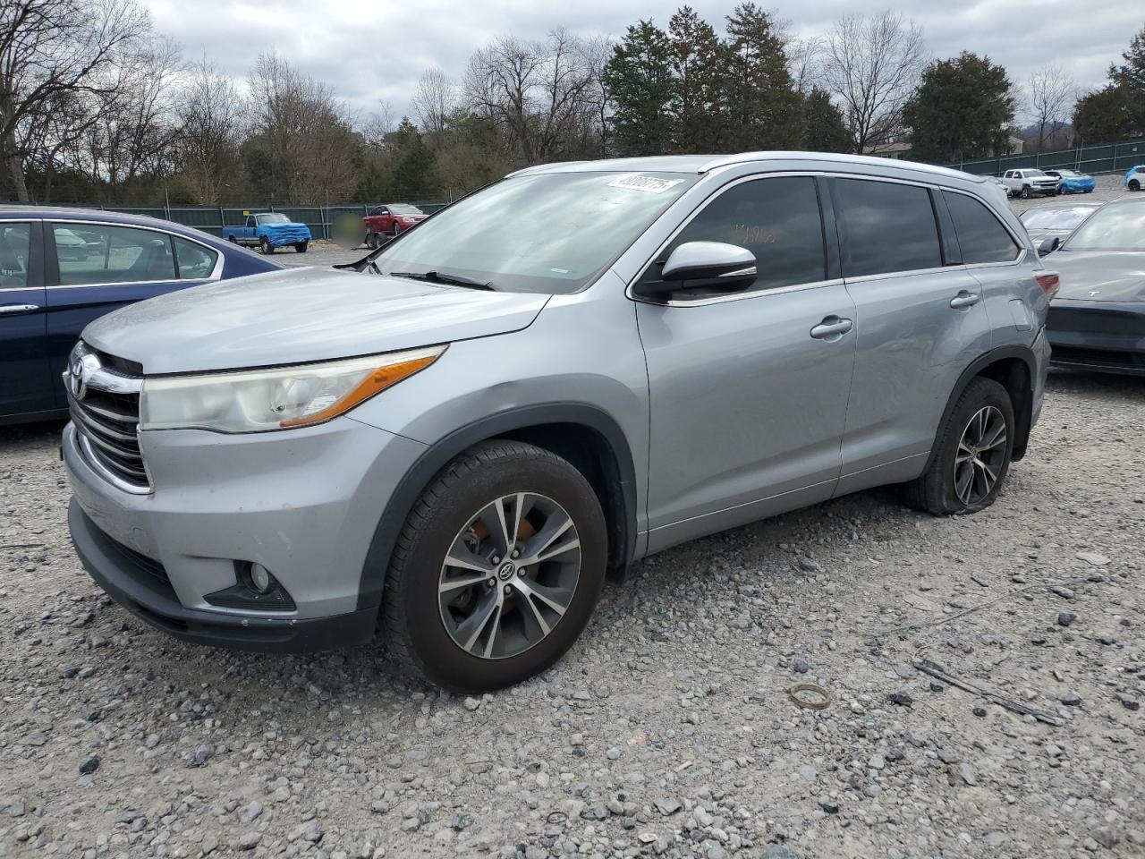 TOYOTA HIGHLANDER 2016