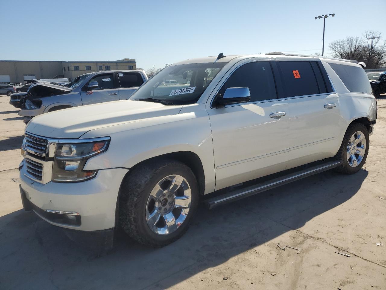 CHEVROLET SUBURBAN 2015